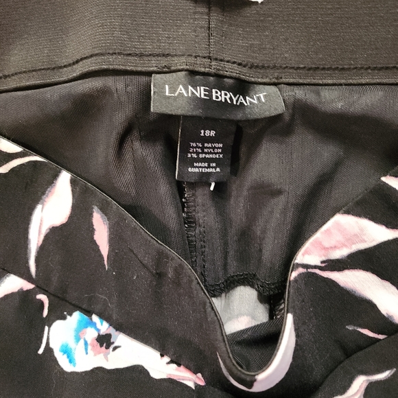 Nwot Lane bryant women's 18regular dress pant called The Allie floral print. - Picture 4 of 5